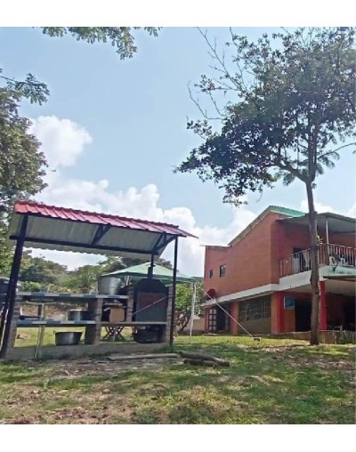 Finca en la mesa (precio de 1 a 8 personas)