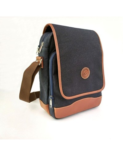 Bolso hombre tipo manos libres azul con tapa