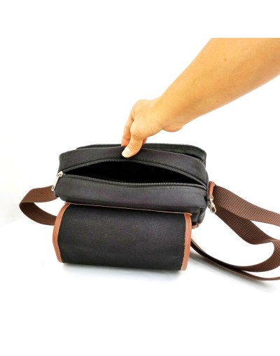 Bolso hombre tipo manos libres negro con tapa