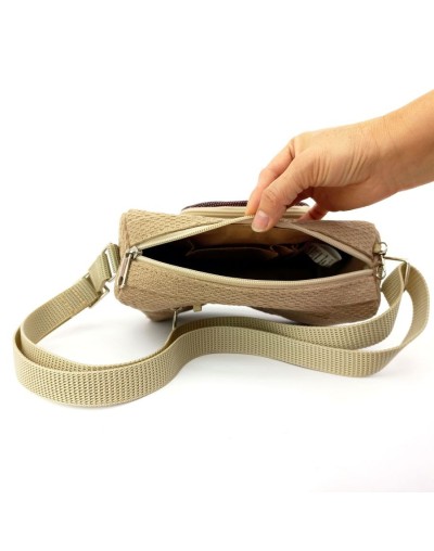 Cross body beige laberintos