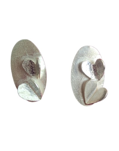 Aretes In Love