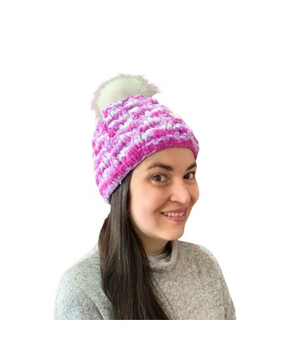 Gorros con bolita tengo frio