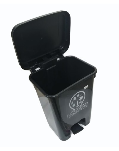 Papelera caneca de 35 litros con apertura pedal nueva norma