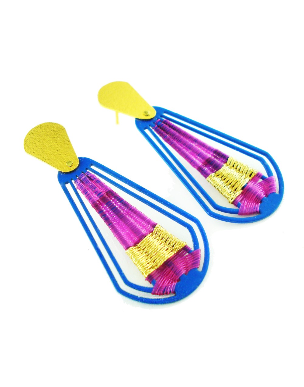 Aretes gota crin
