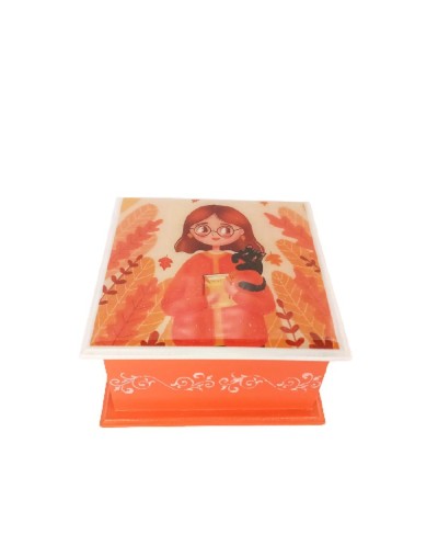 Caja mujer con gato 