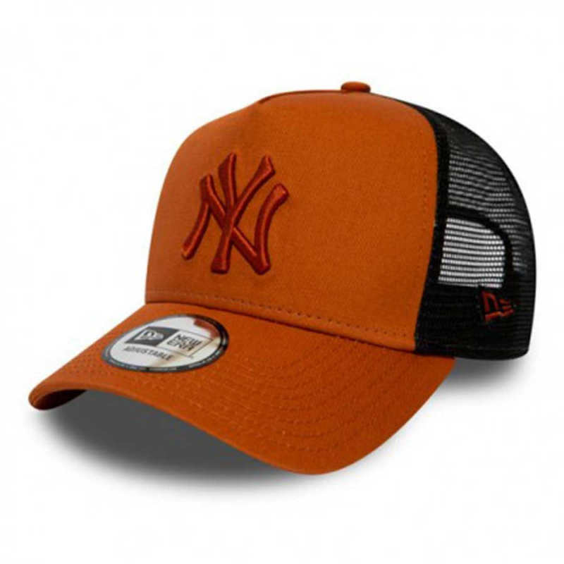 New York Yankees League Essential A-Frame Trucker