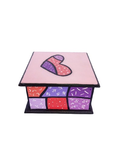 Caja britto corazón