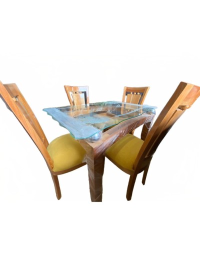 Comedor 4 puestos  mostaza mesa en vidrio 