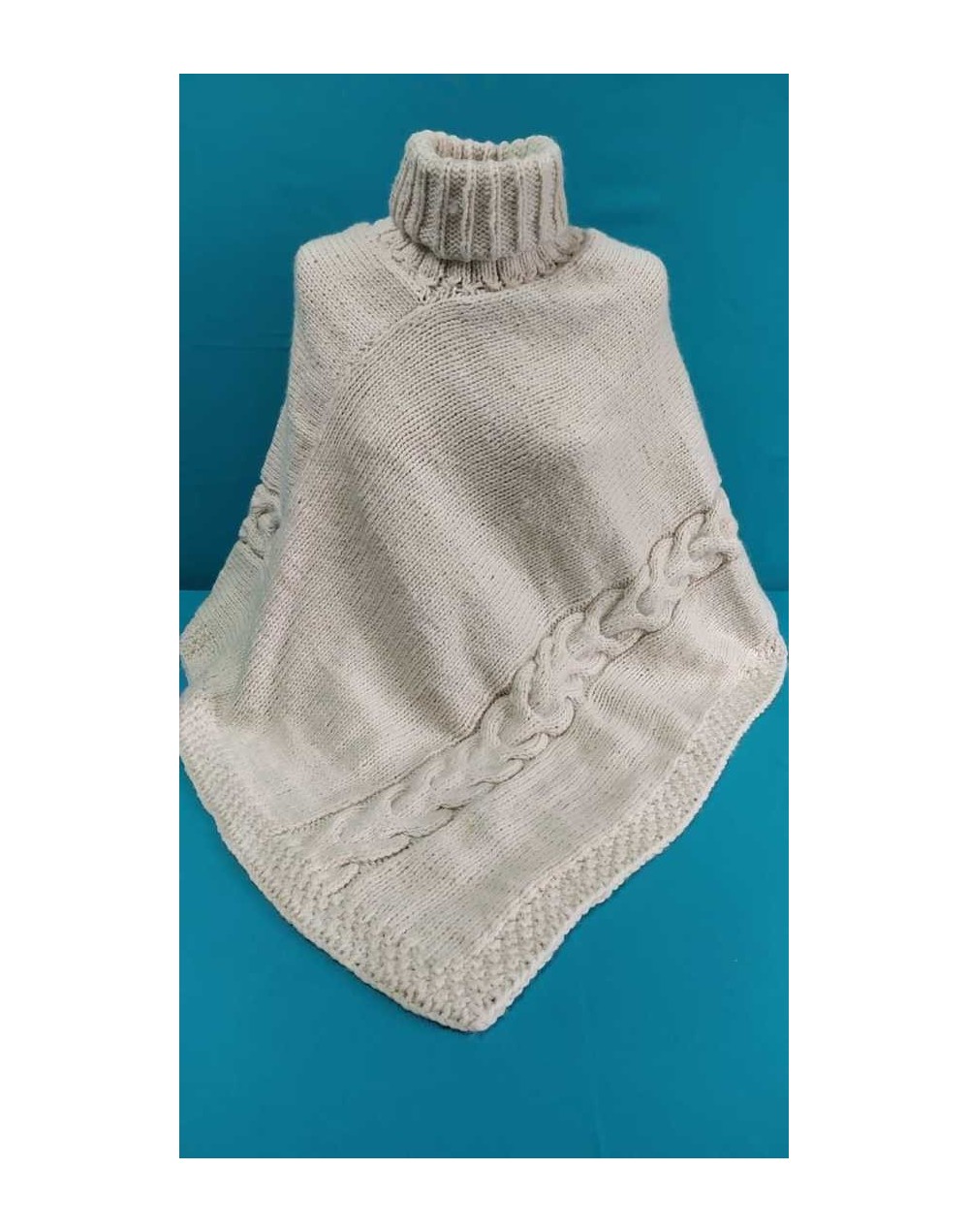 PONCHO TEJIDO A MANO P04