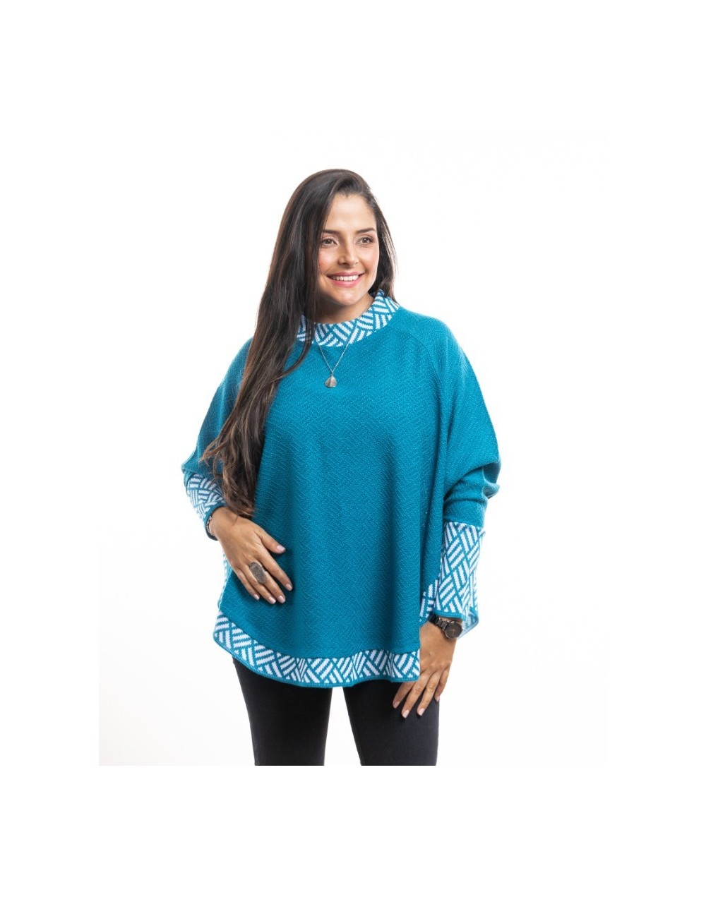 Ruana para mujer con mangas Chanela