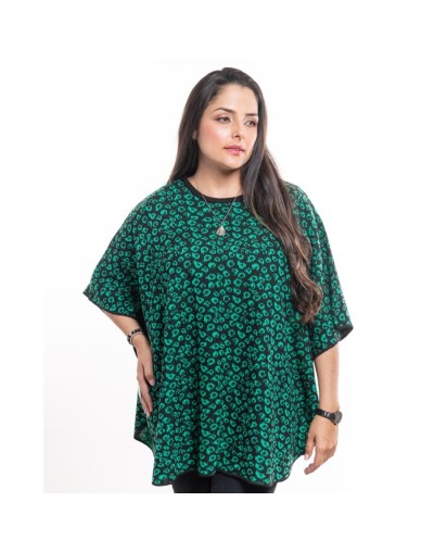 Ruana poncho mujer diseño animal print Policarpa