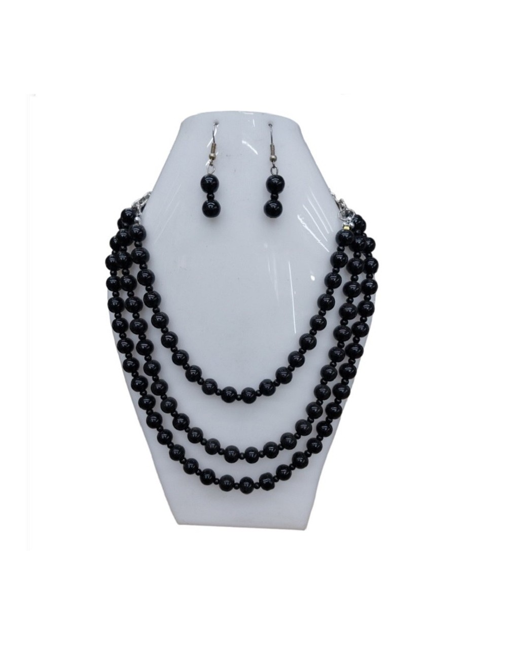 Collar en perlas negro
