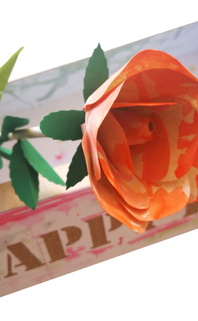 Rosa de papel ecológico en caja personalizada
