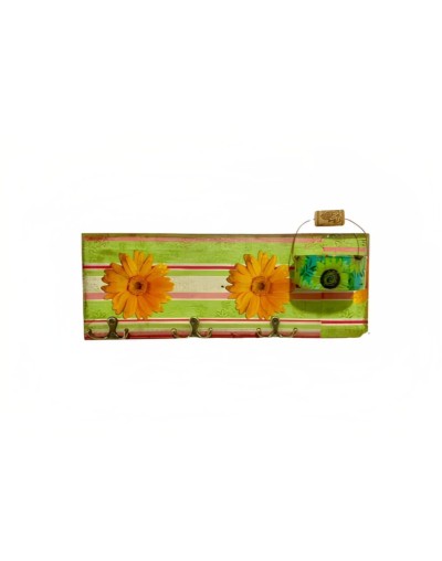Perchero vintage con lata