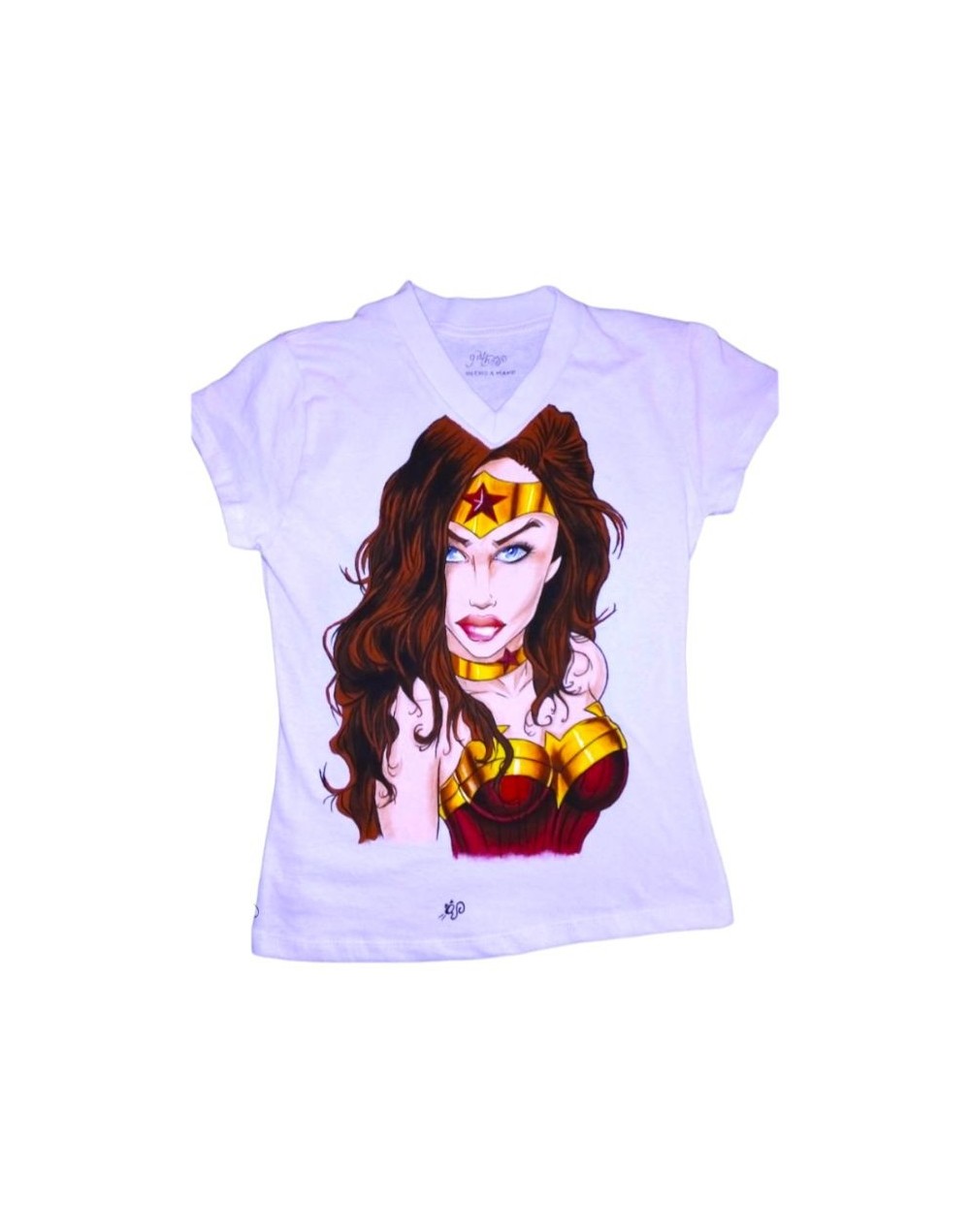 Camiseta mujer maravilla pintada a mano 