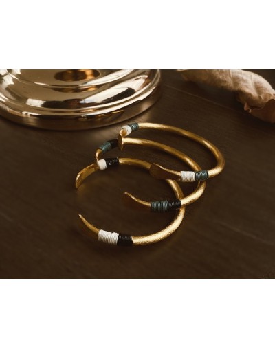 JUACA DORADO UN BRAZALETE