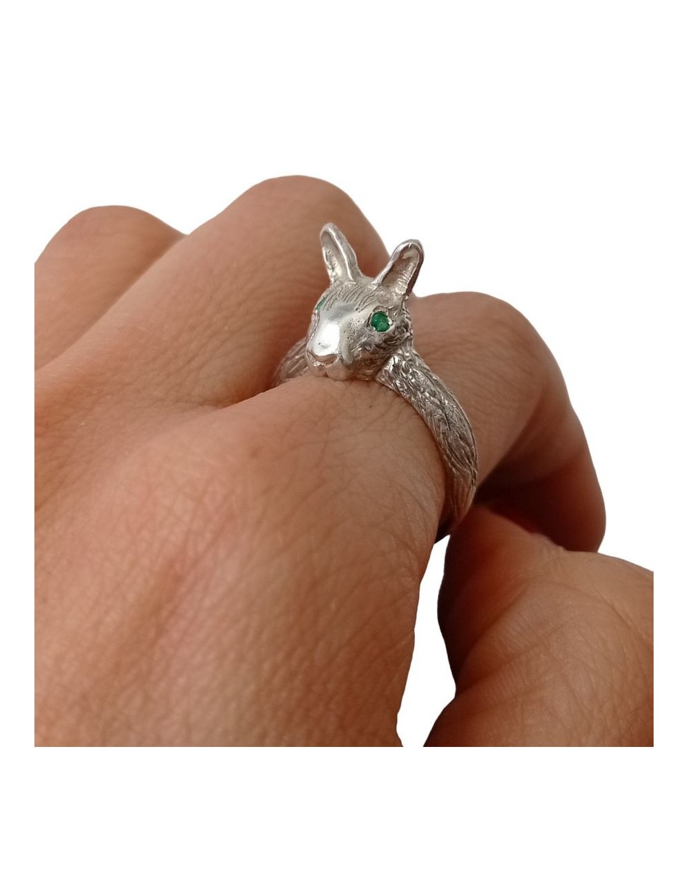 Anillo liebre de plata