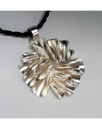 Dijes Superdalia