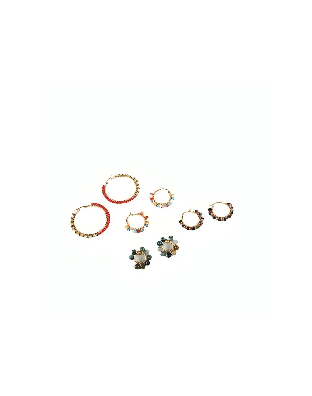Aretes en alambrismo
