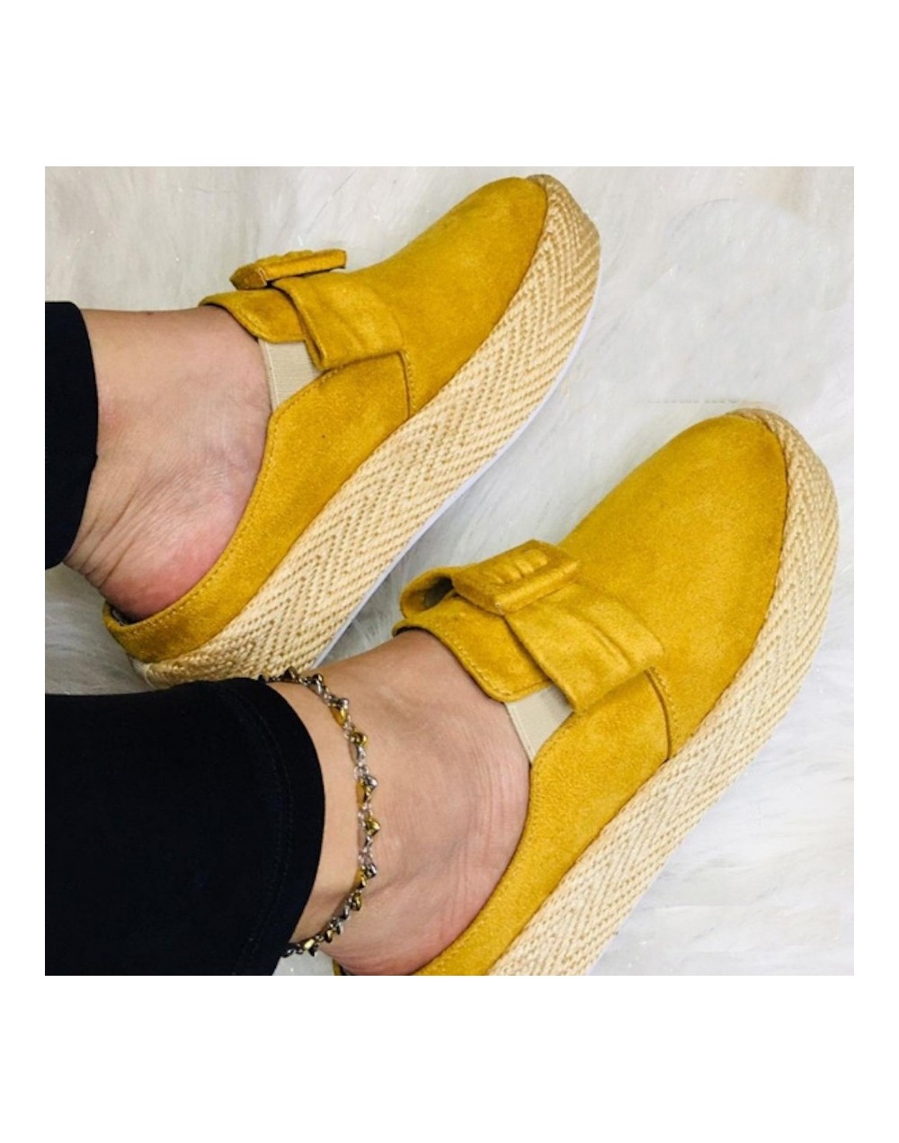 Sueco diamante moño blanco amarillo