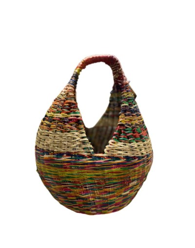 Artesania canasto huevos esparto