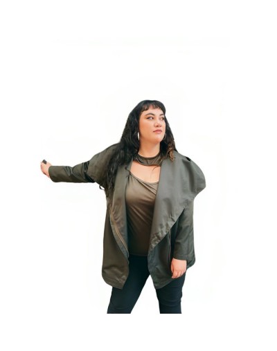 Chaqueta con capota tallas grandes