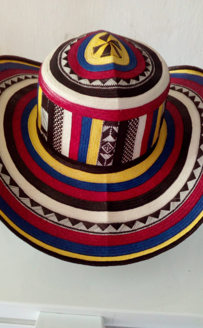Sombrero colombiano de 23 pafres de palmitas alta calidad en el trenzado
