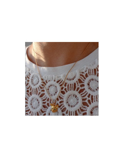Collar zorrito dorado esmeraldas