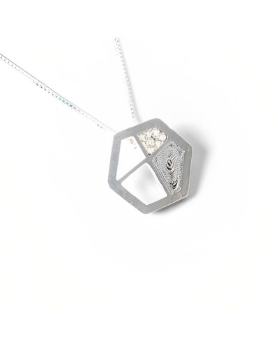 Collar enramada
