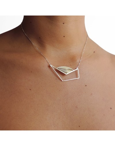 Collar Pava