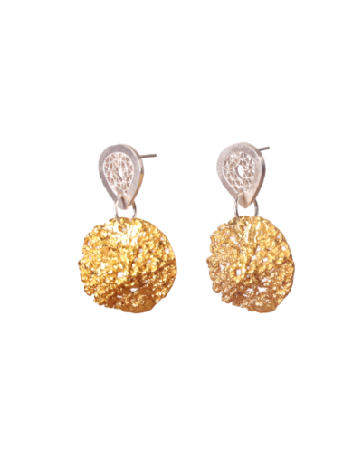 Aretes largos cima