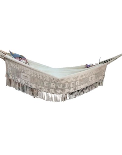 Hamaca con terminados en macramé recto