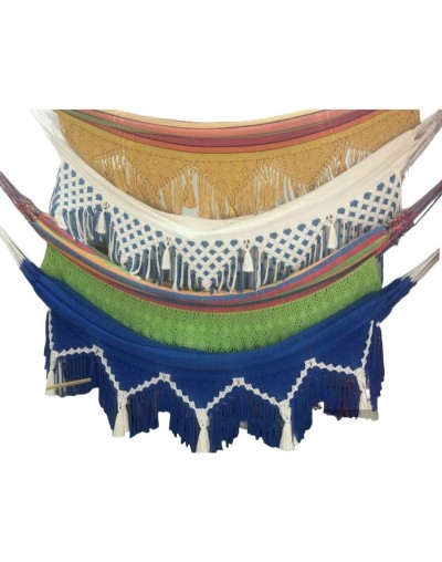 Hamaca con terminados en macramé personalizables.