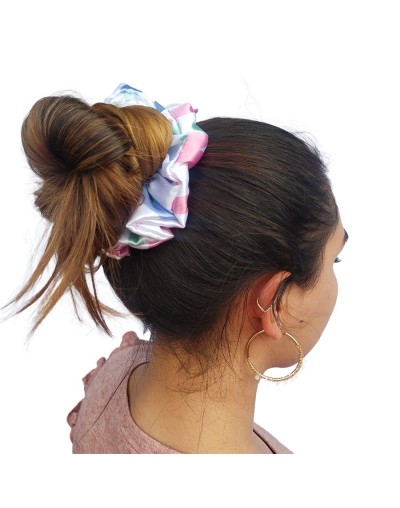 Bamba scrunchie para el cabello blanco corazones
