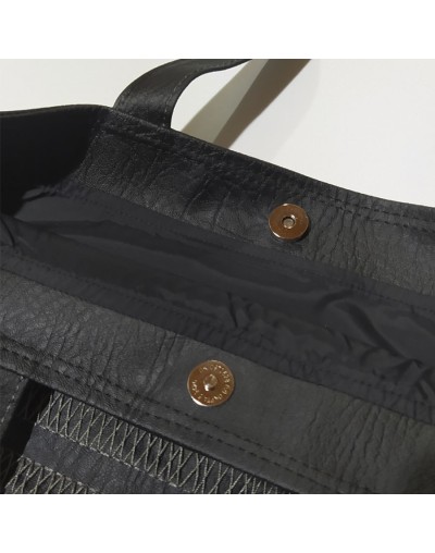 Bolso tipo shopper para compras con detalle bordado