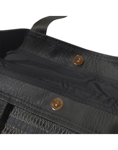 Bolso tipo shopper para compras con detalle bordado