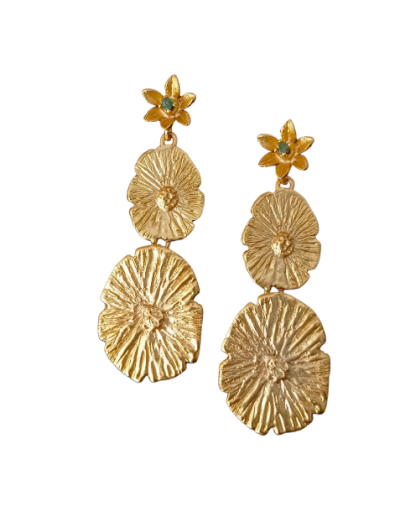 Aretes regia y flor dorada esmeraldas