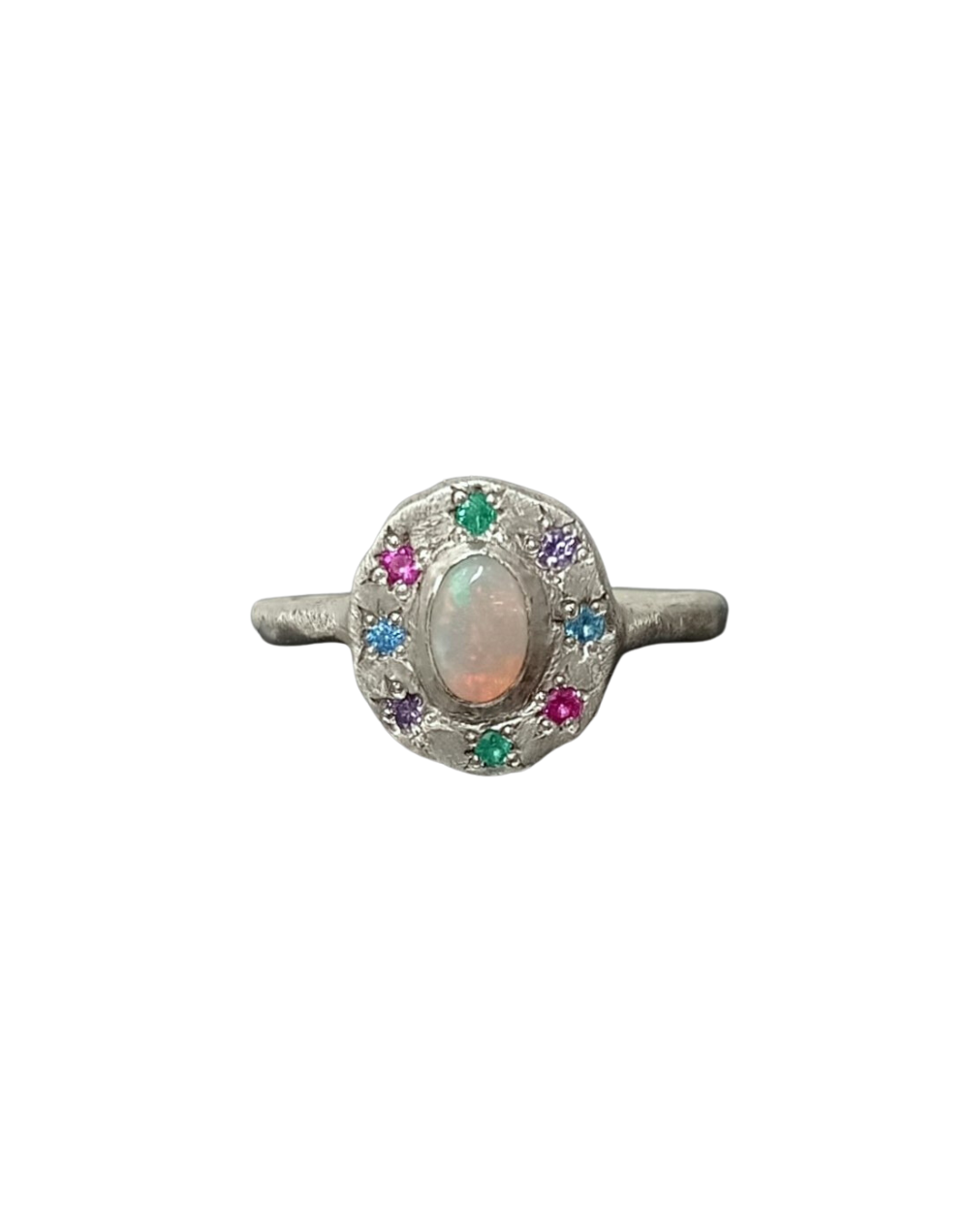 Anillo luz de luna plata ópalo y esmeraldas