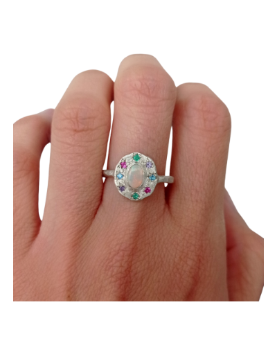 Anillo luz de luna plata ópalo y esmeraldas