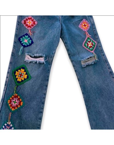 Jeans para dama, decorados con bordados y tejidos