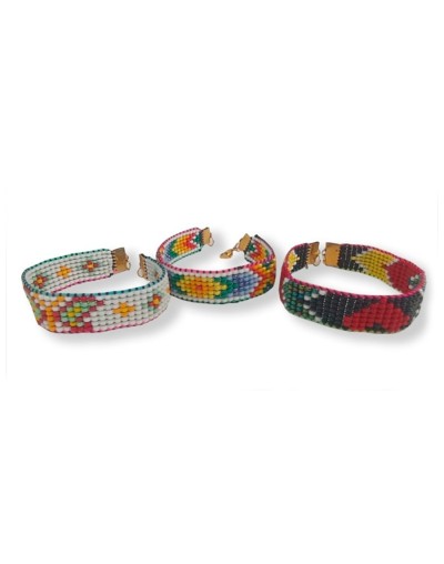 Pulsera tejida