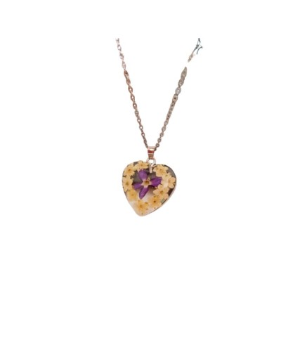 Collar en flores de sauco