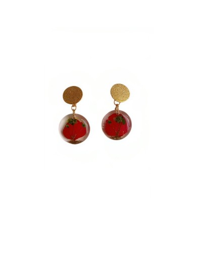 Juego de aretes y collar con pétalos rojos con flores gipsófilas  encapsuladas en resina epoxi en broche de acero 