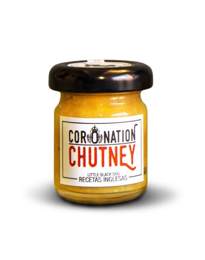 Coronation chutney o conserva británica de mango durazno cebolla albaricoque y especias