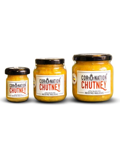 Coronation chutney o conserva británica de mango durazno cebolla albaricoque y especias