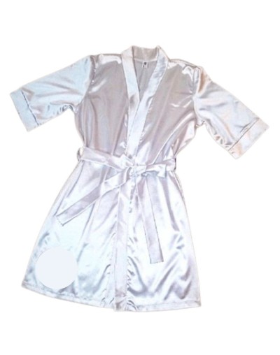 Bata levantadora blanca en satín