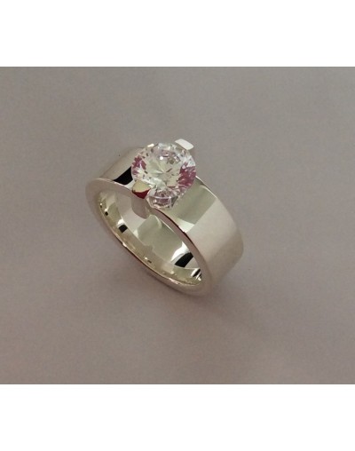 ANILLO MODERNO