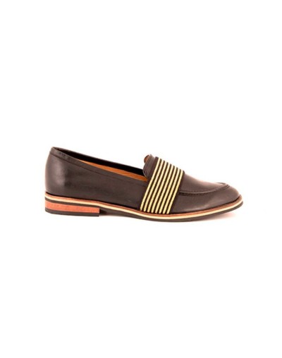 Mocasín en cuero negro caprino