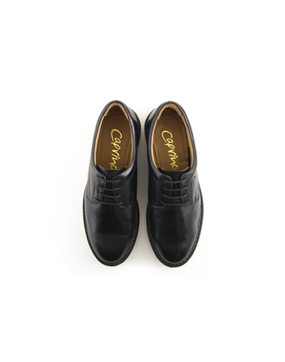 Zapato de amarrar caprino negro