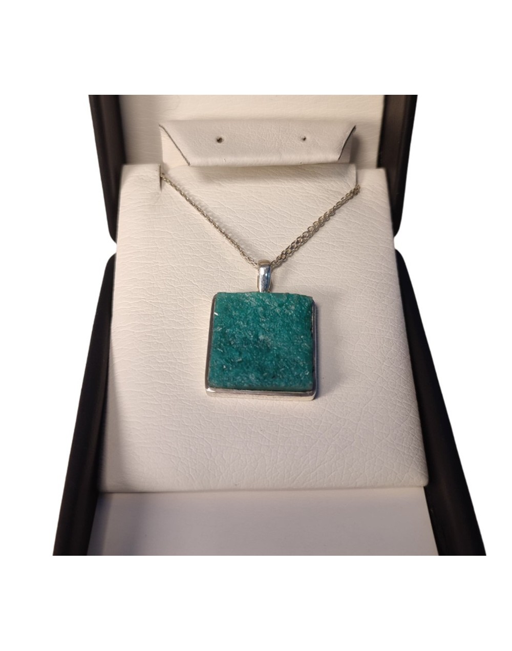 Dije en plata925 con esmeralda rustica c